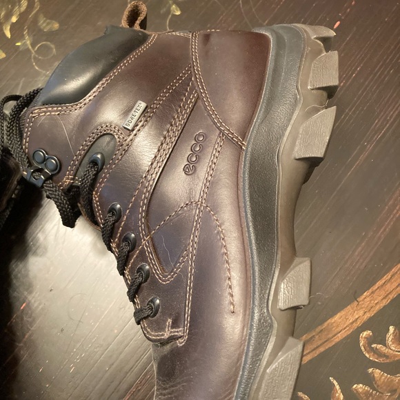 ecco shoes and boots